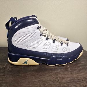 Size 11.5 Nike Air Jordan 9 Retro UNC  Men's Basketball Shoes White Blue